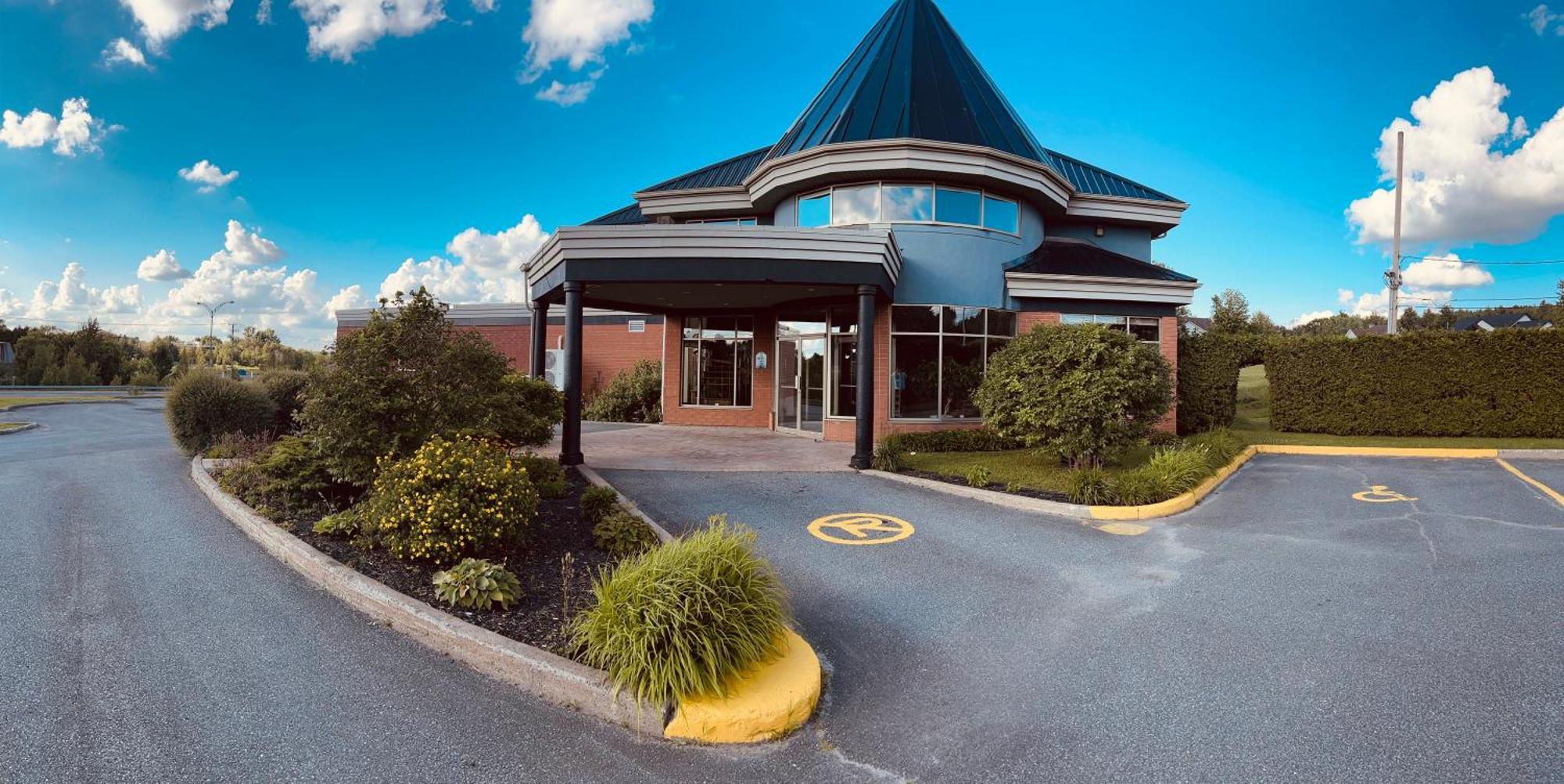 Hotel Val-Des-Sources Asbestos Exterior photo